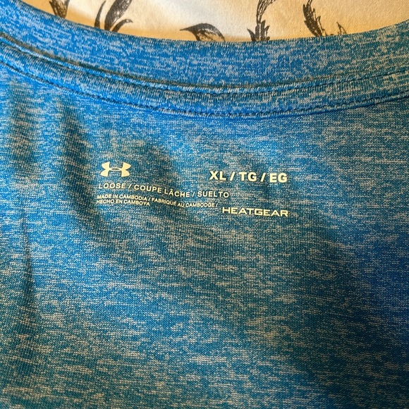 Under Armour heat gear XL - Picture 3 of 5